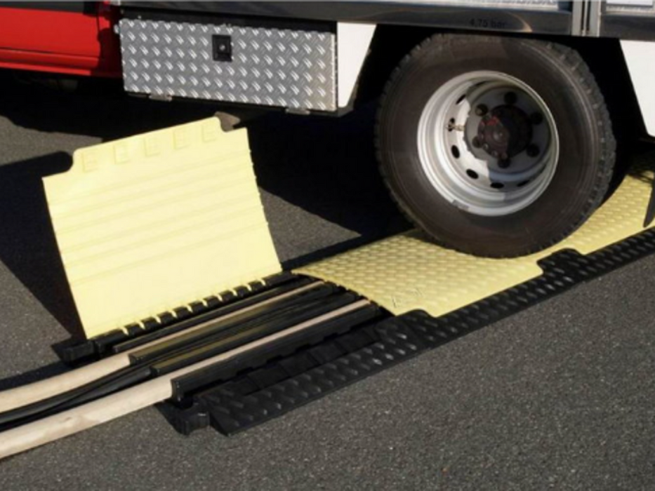 Adam Hall   Defender XXL - Cable Protector 5-Channels (Max: Ø62)