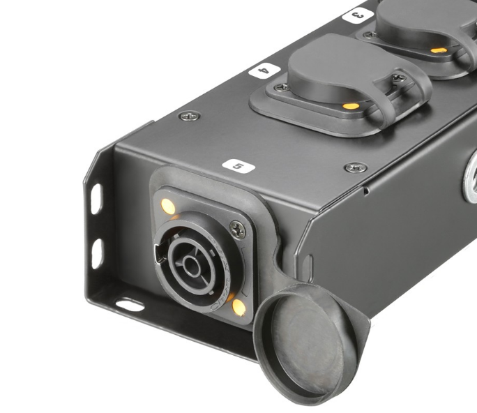 Adam Hall POWER DISTRIBUTION Power Box PowerCON, IN TRUE1 + 5x TRUE1