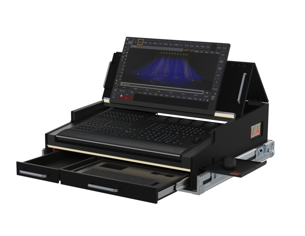 SANTOSOM Lighting controller Flight case PRO-5, MA3 OnPC Command Wing / XT