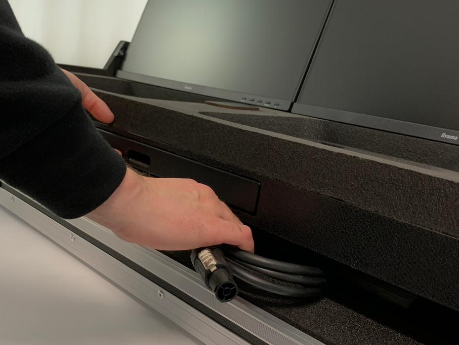 SANTOSOM Lighting controller Flight case COMP-6, AVOLITES T3 & T3 Wing, trolley