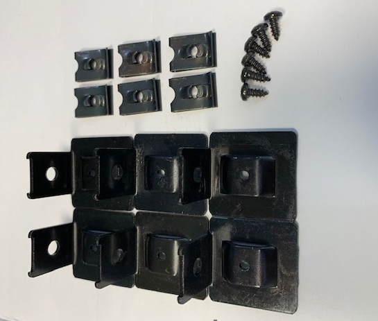 PLASTIC CASES ACCESSORY Kit With 6 metal pallet Support bRackets + screws